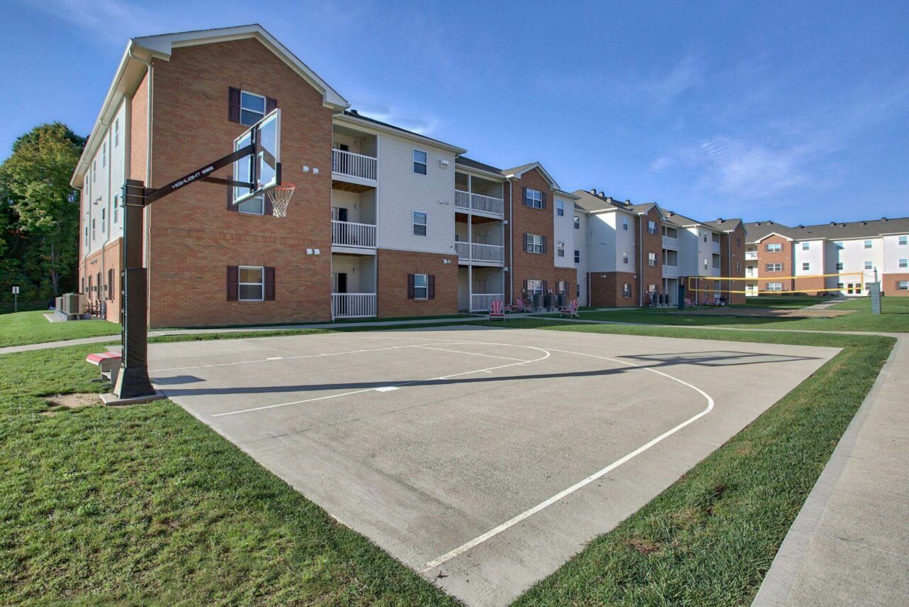 Apartments Near OSU Mansfield Buckeye Village